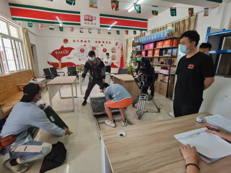 雁峰区广告片拍摄公司：极简主义践行者，少即是多的视觉哲学